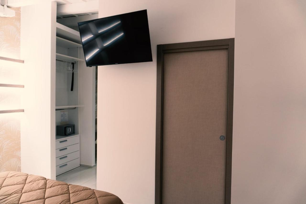 B&B-Holiday Home DAMA Barletta Dış mekan fotoğraf